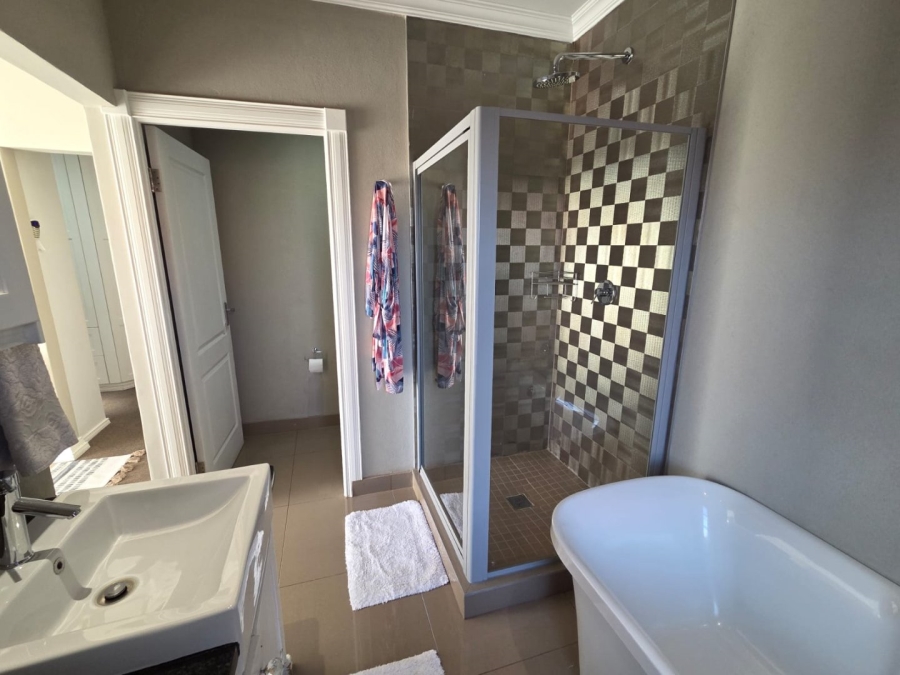 3 Bedroom Property for Sale in Wild Olive Estate Free State